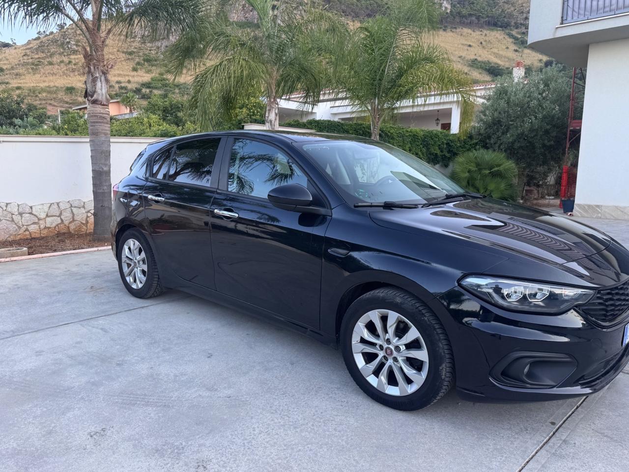 Fiat Tipo 1.6 Mjt S&S 5 porte Easy
