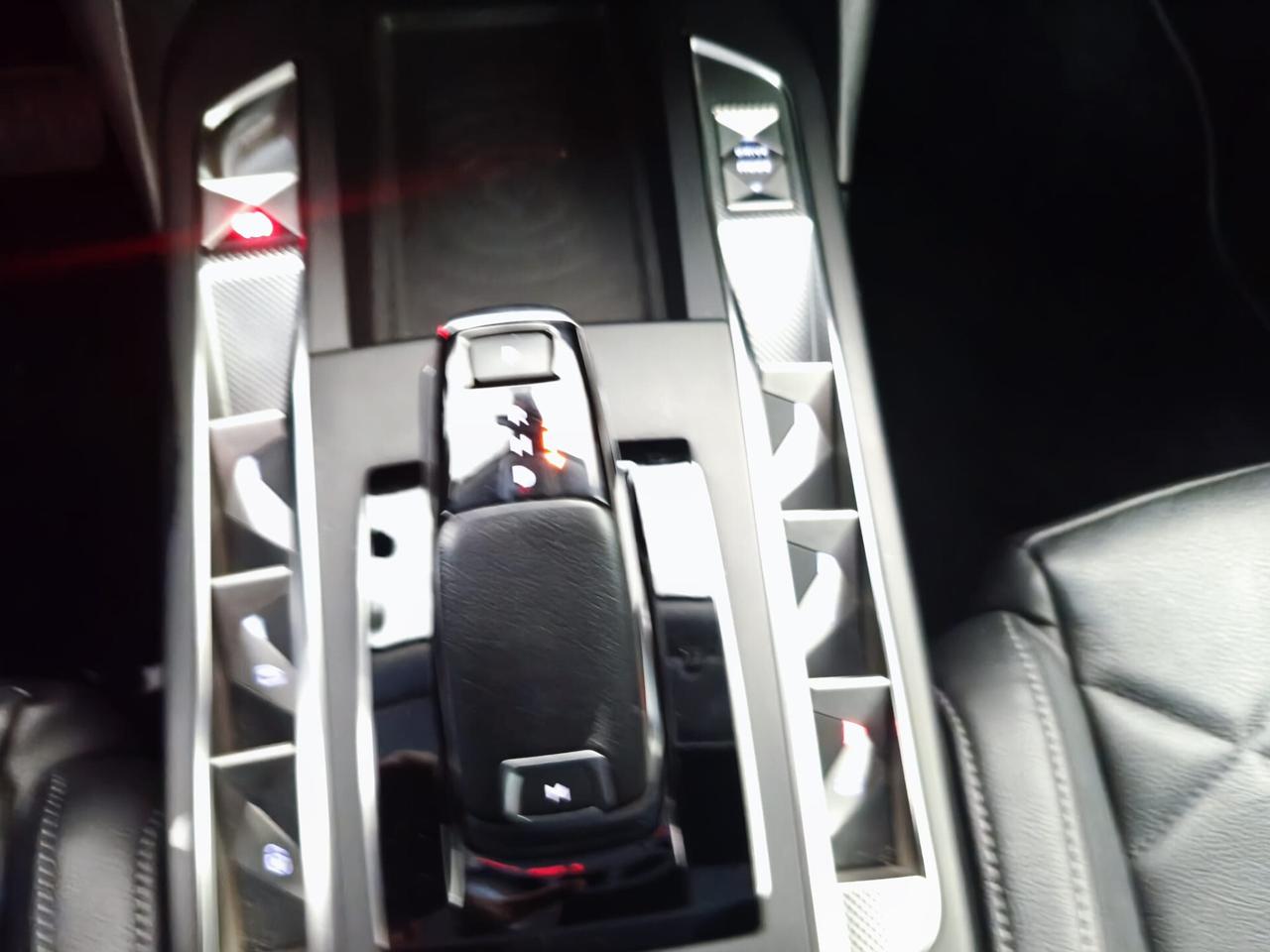 DS3 3 Crossback BlueHDi 130 aut. Faubourg