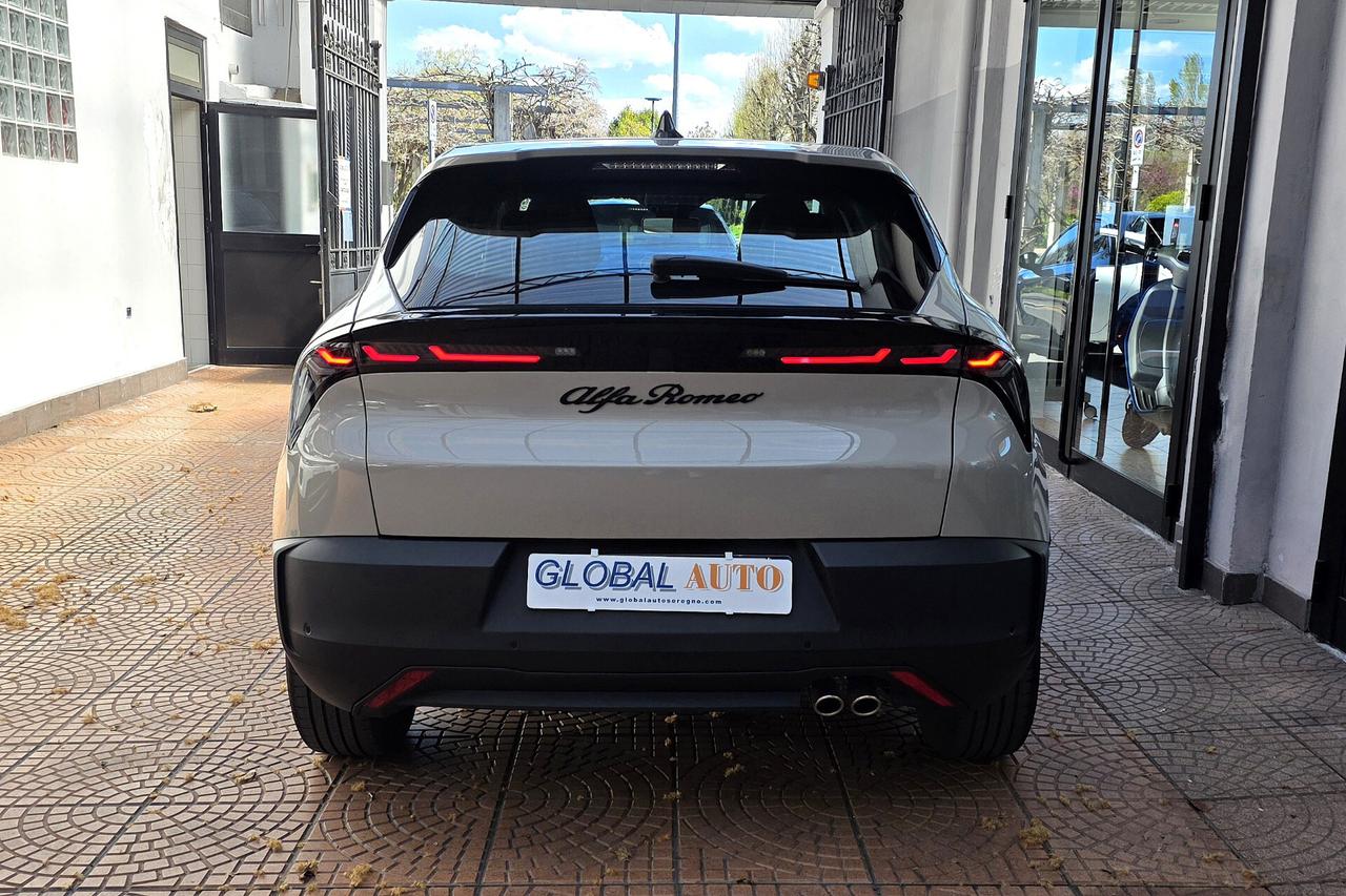 Alfa Romeo Junior 1.2 145 CV Hybrid eDCT6
