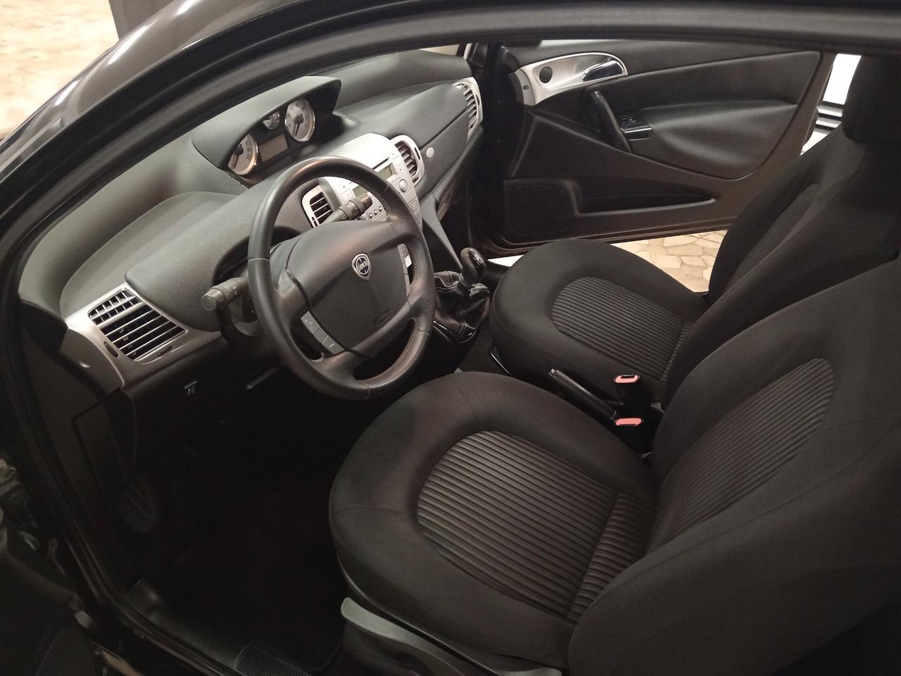 Lancia Ypsilon 1.4 E-Collection Ecochic GPL