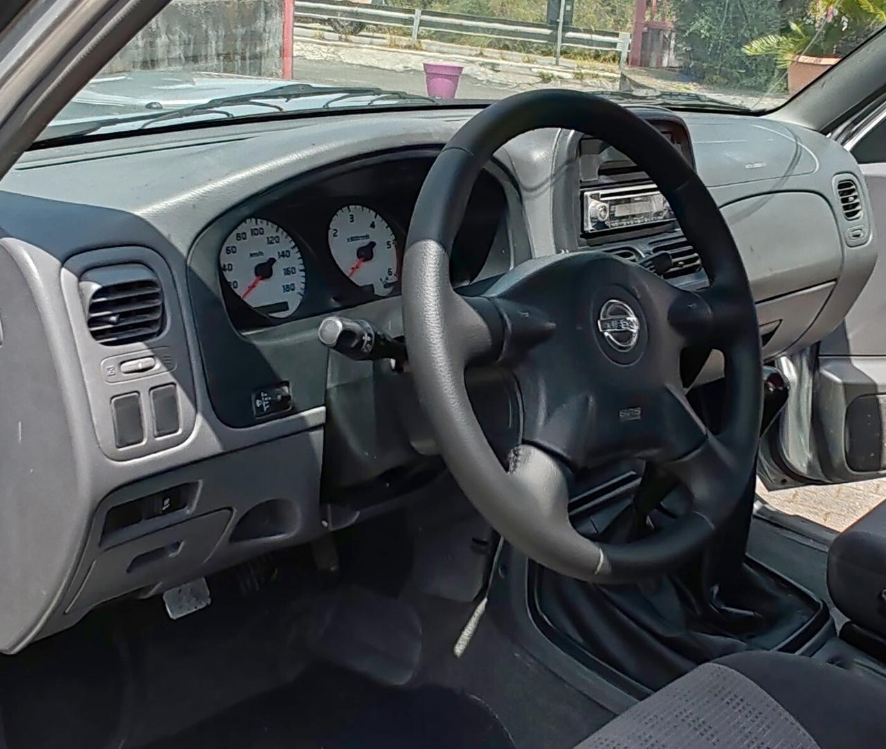 Nissan Navara Pick-up 2.5 TD 4 porte Double Cab