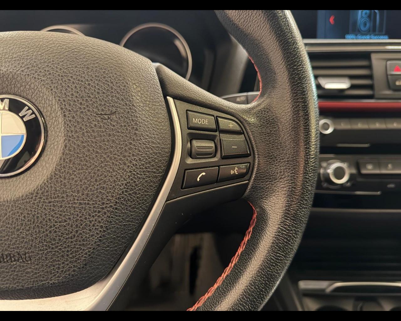 BMW Serie 1 (F20) - 116d 5p. Sport