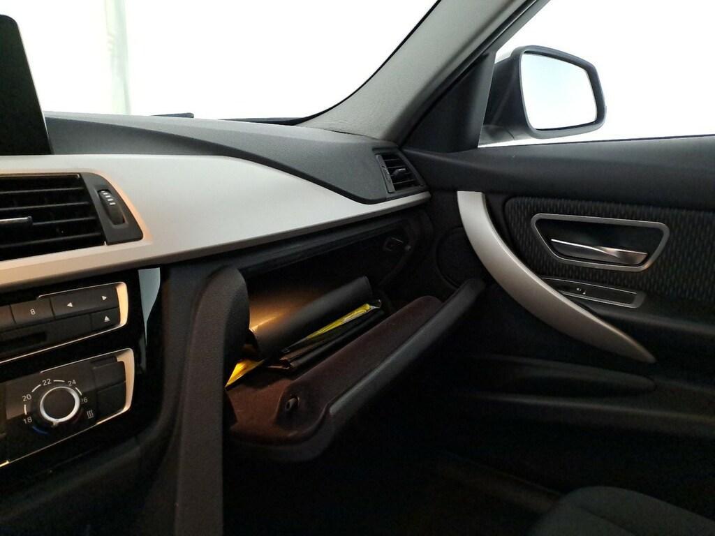 BMW Serie 3 Touring 320 d Business Advantage xDrive