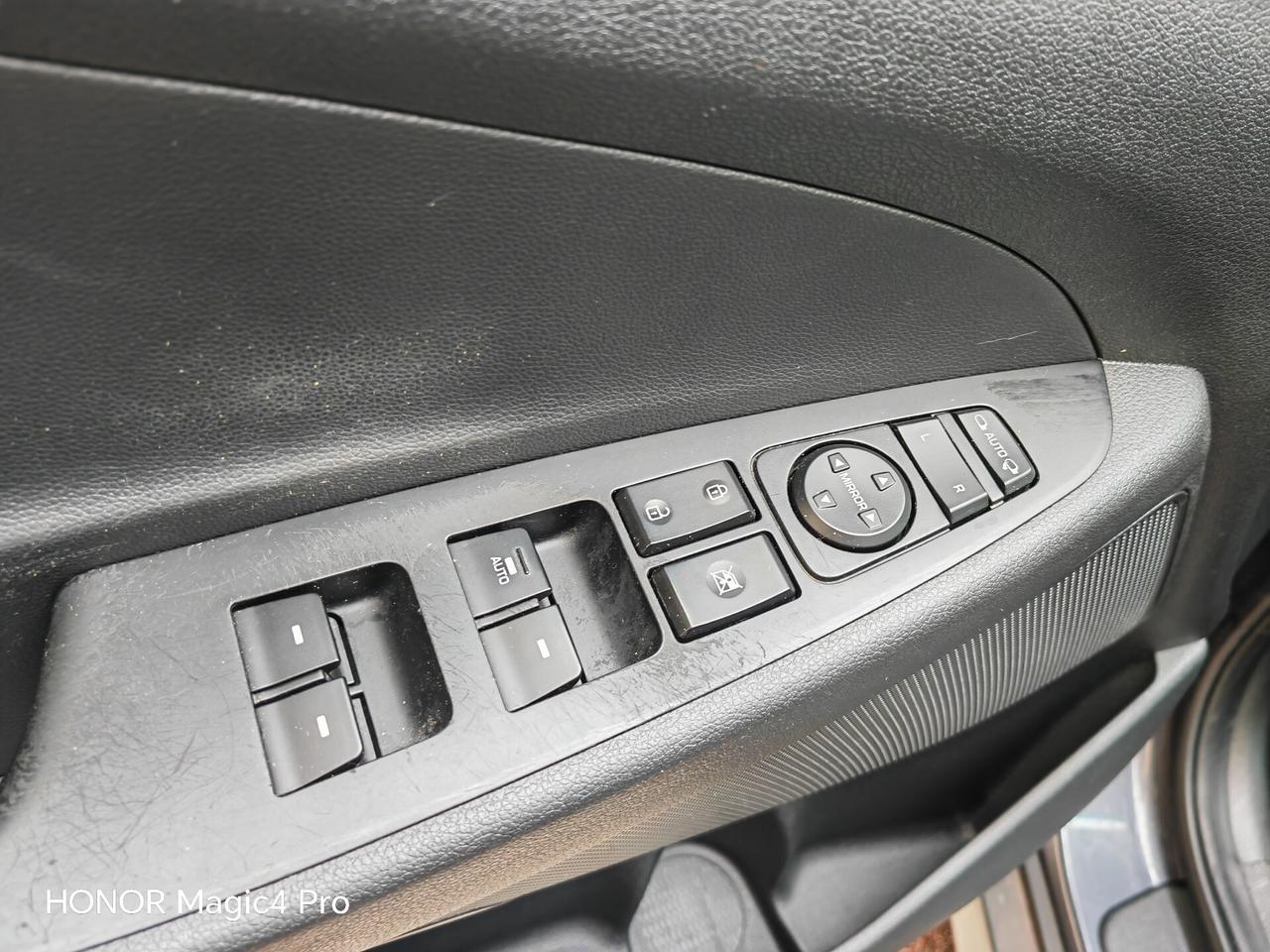 HYUNDAI TUCSON 1.7 CRDI CV116 KW85 XPOSSIBILE