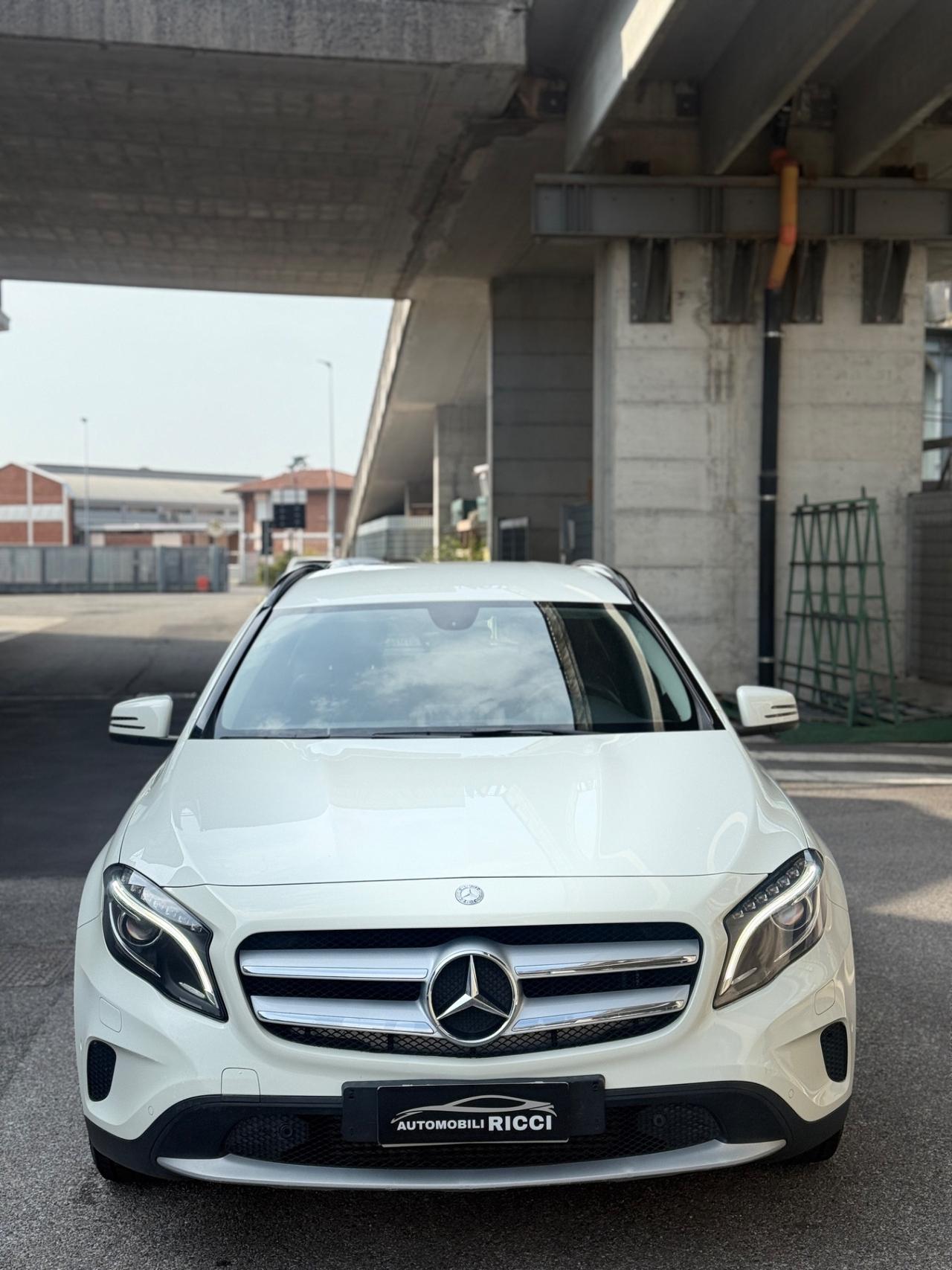 Mercedes-benz GLA 200 CDI Automatic 4Matic Sport 136cv