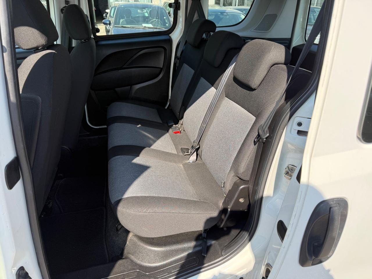 Fiat doblo 1.3 95 Cv 5 Posti