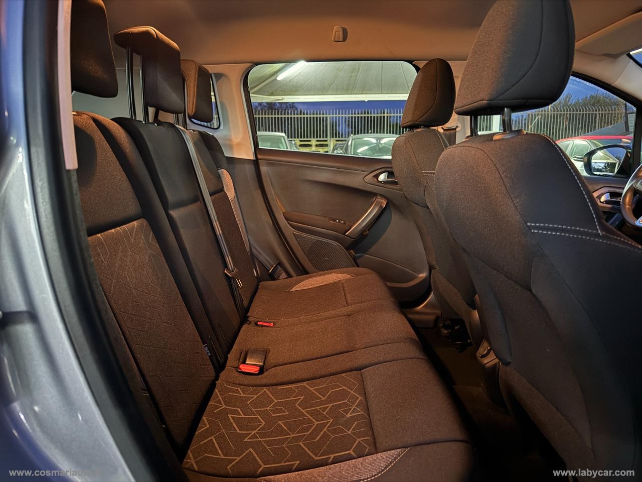 PEUGEOT 2008 BlueHDi 100 S&S Allure