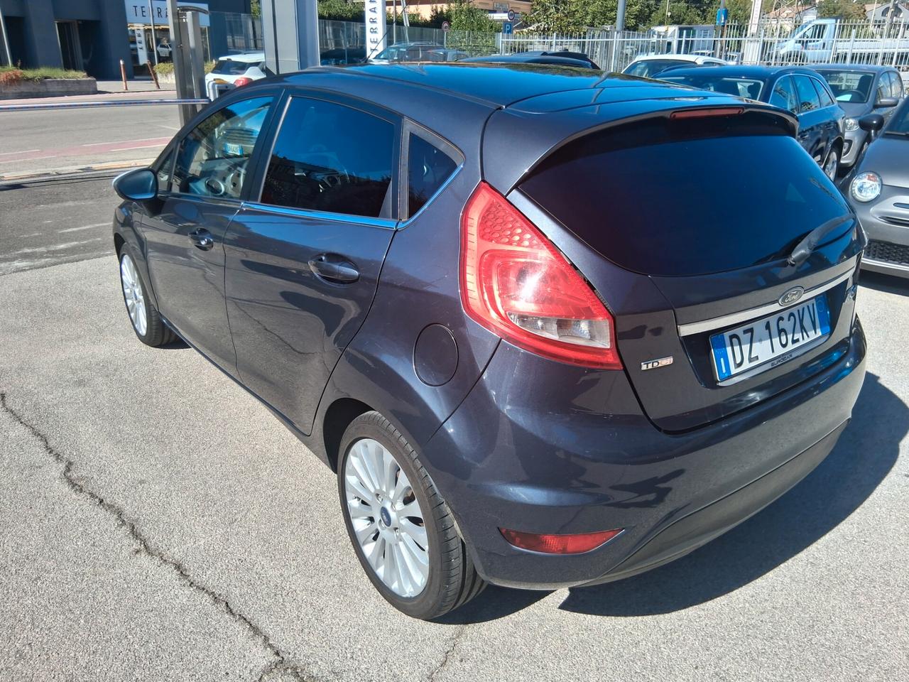 Ford Fiesta 1.4 TDCi 68CV 5 porte Titanium