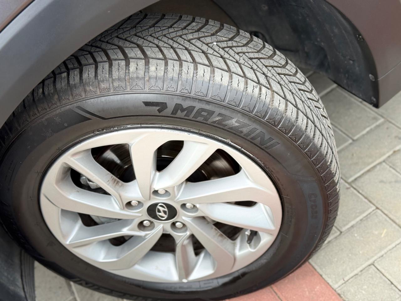 Hyundai Tucson 1.7 CRDi XPossible *TETTO APRIBILE*