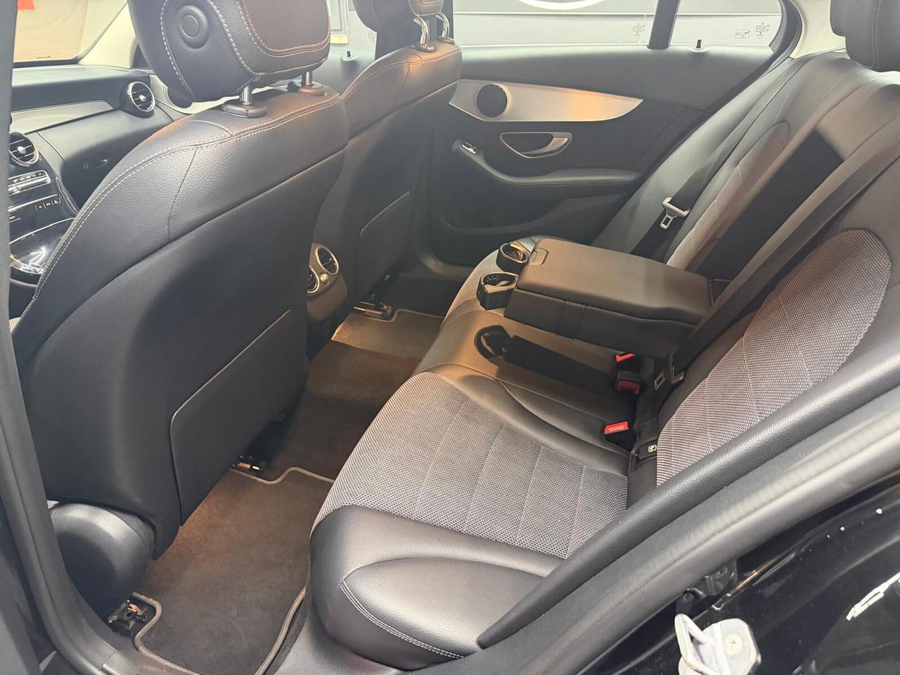 Mercedes-benz C 220 d Auto Premium