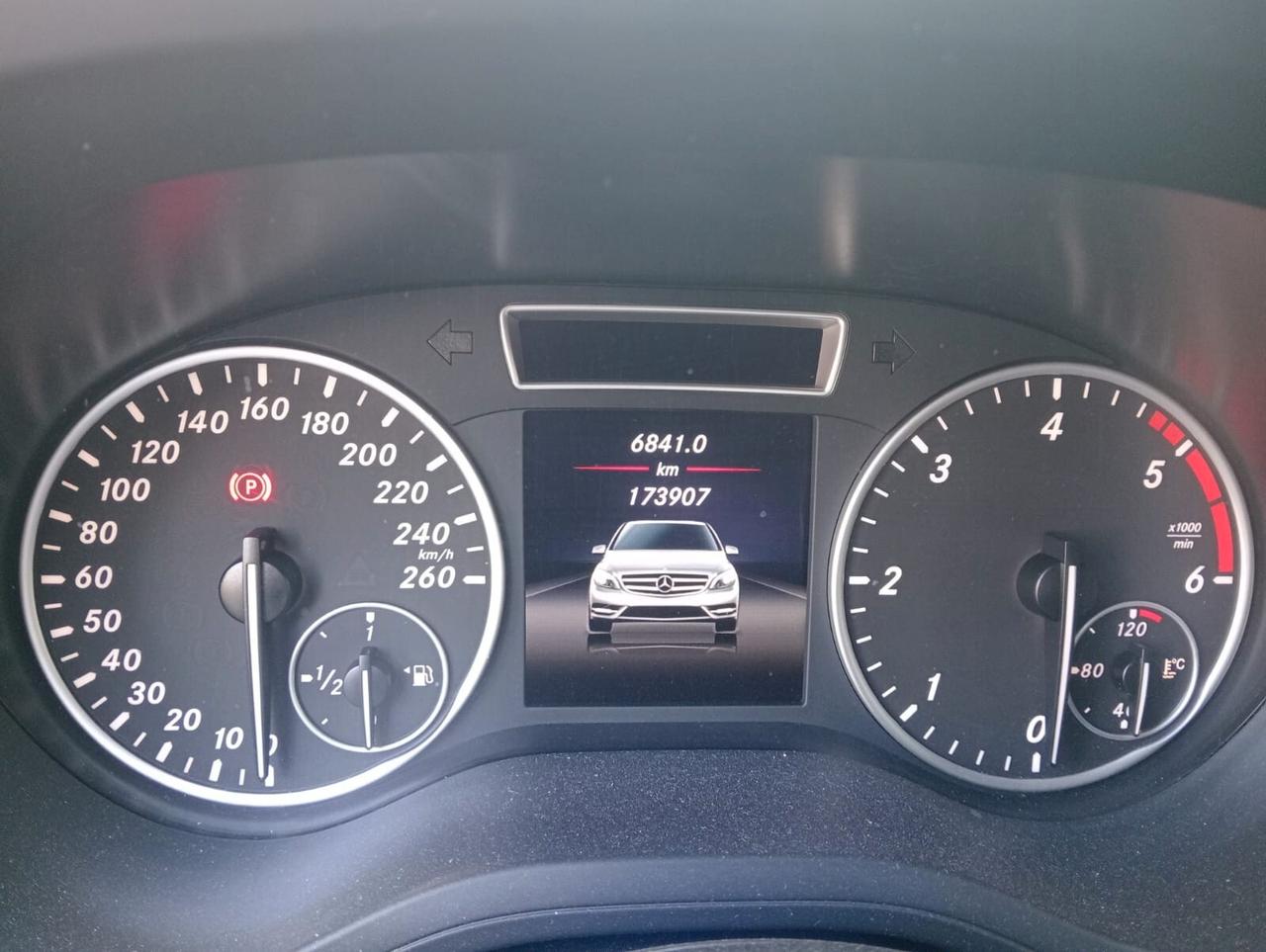 Mercedes-benz B 180 CDI 109 CV
