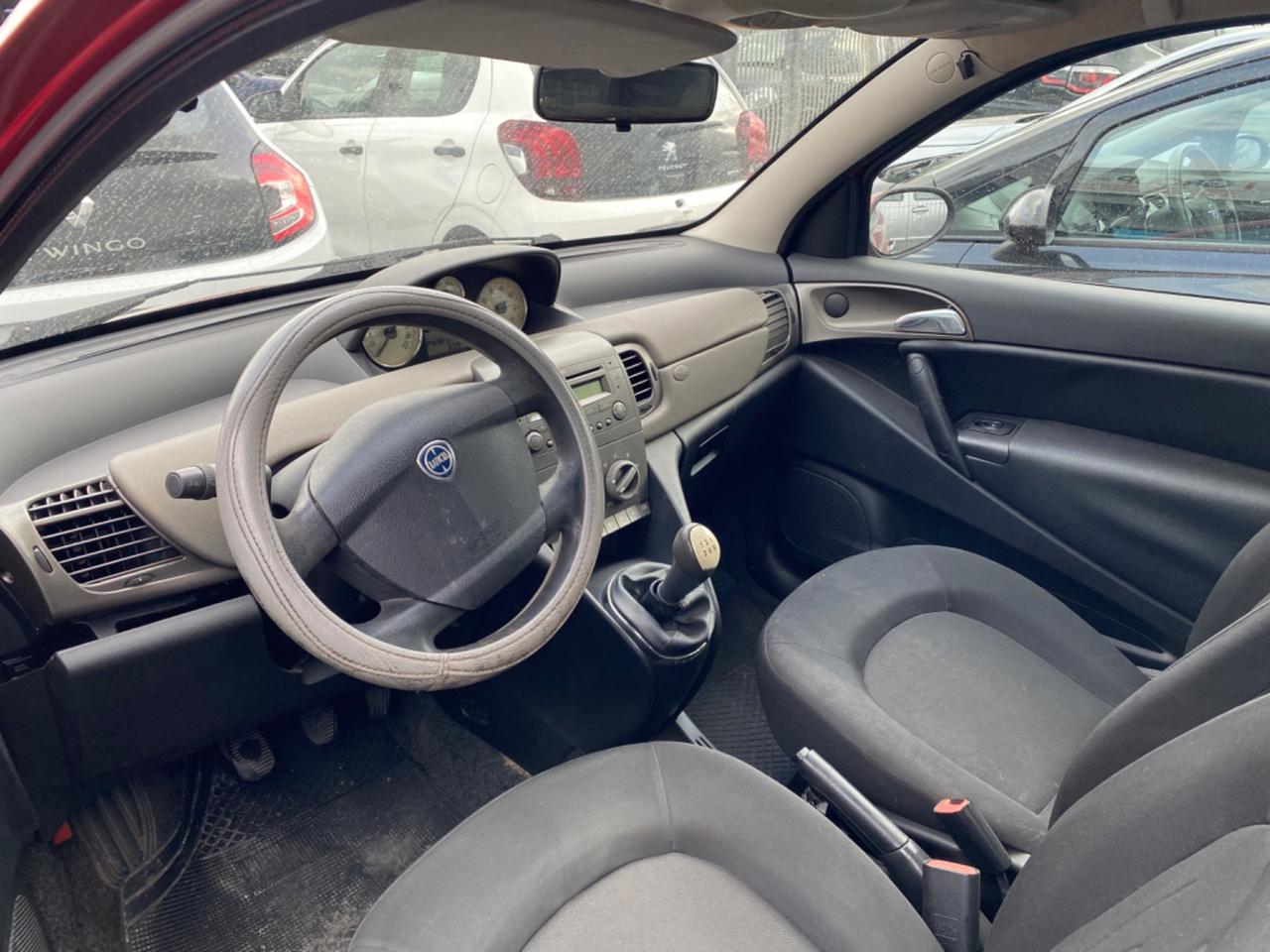 Lancia Ypsilon 1.3 MJT 75CV Argento