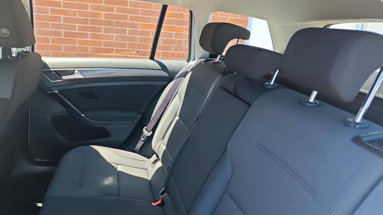 Volkswagen Golf Variant 1.6 TDI 115 CV DSG 5p. Highline BlueMotion Technology