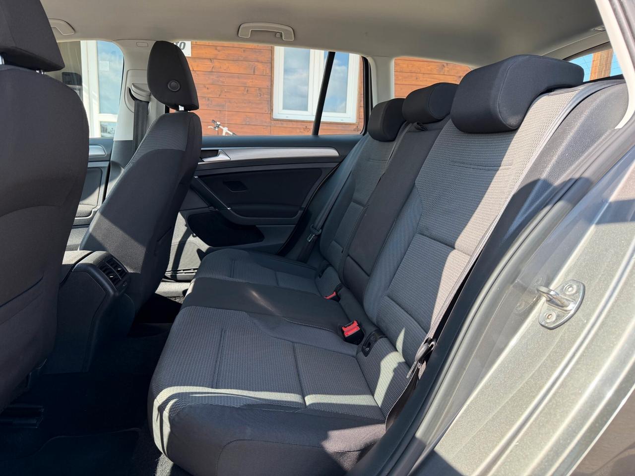 VOLKSWAGEN Golf 7 Variant 1.6 TDI UNIPRO' GARANTITA