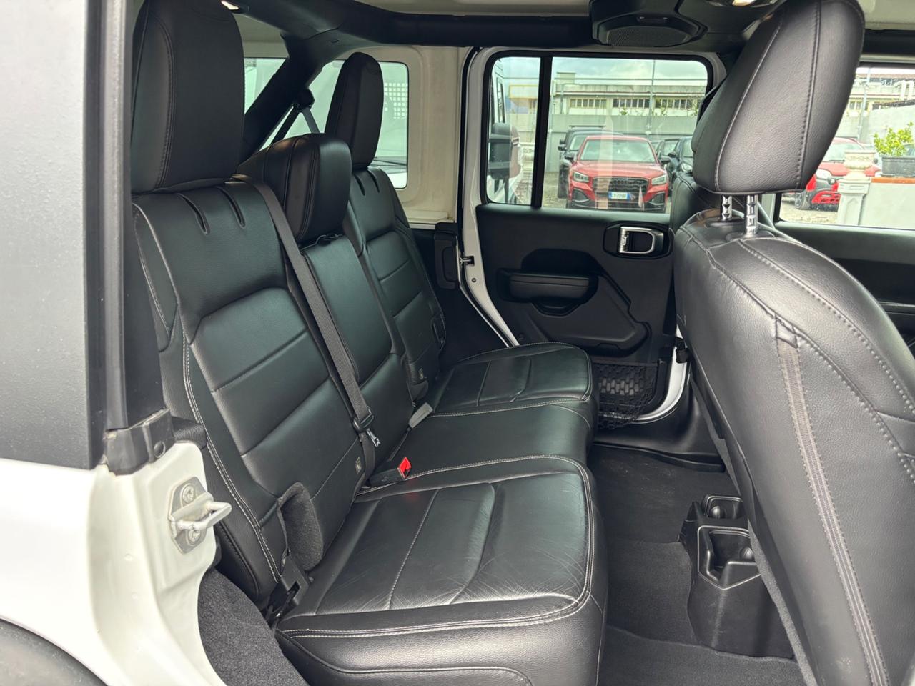 Jeep Wrangler 2.2 Mjt II Sport