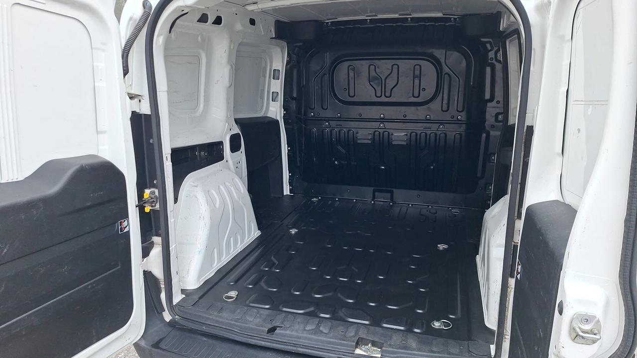 Fiat Doblo CARGO 1.3 MJT 95CV CH1 LOUNGE