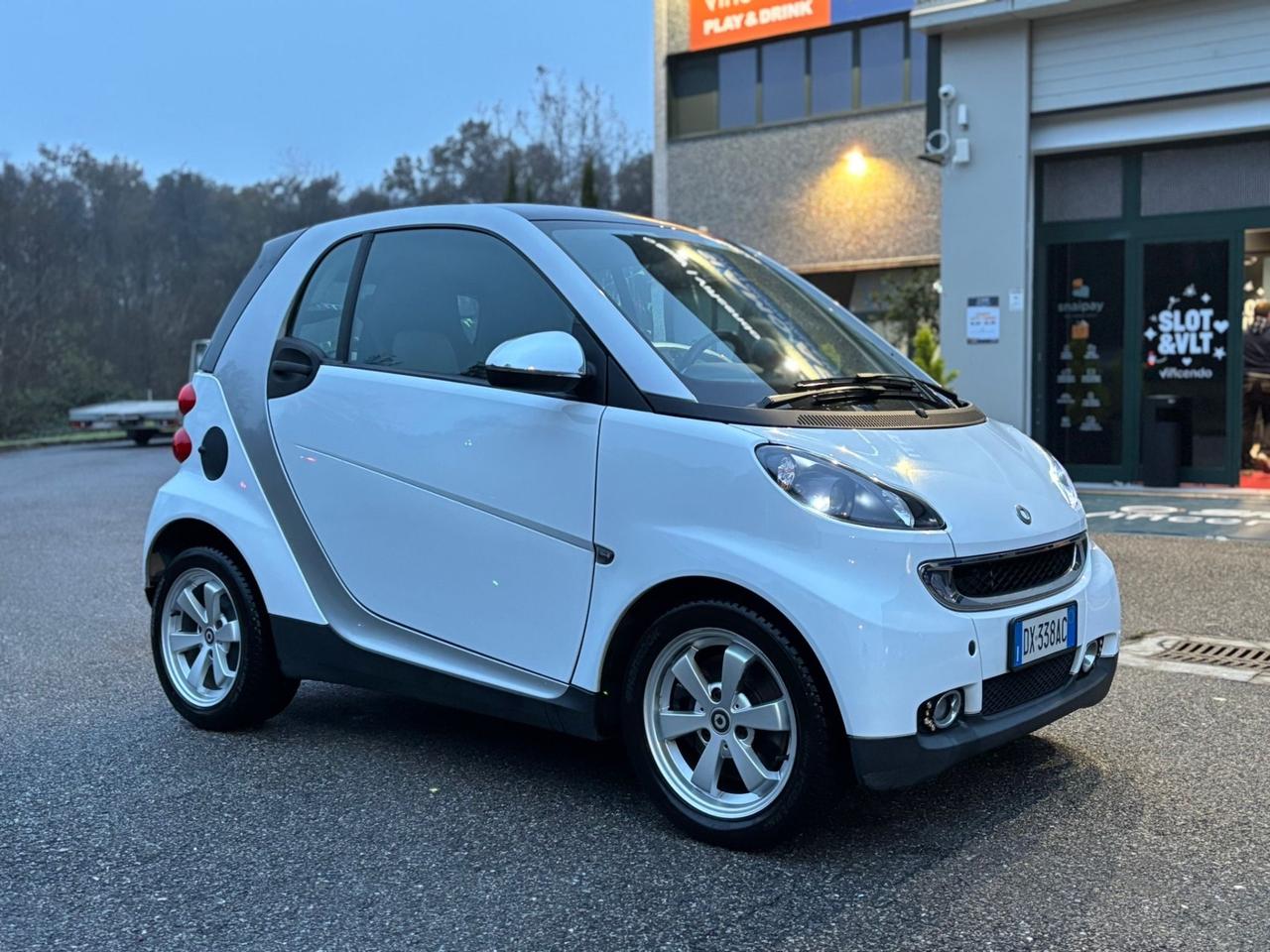 Smart ForTwo 1000 52 kW coupé passion