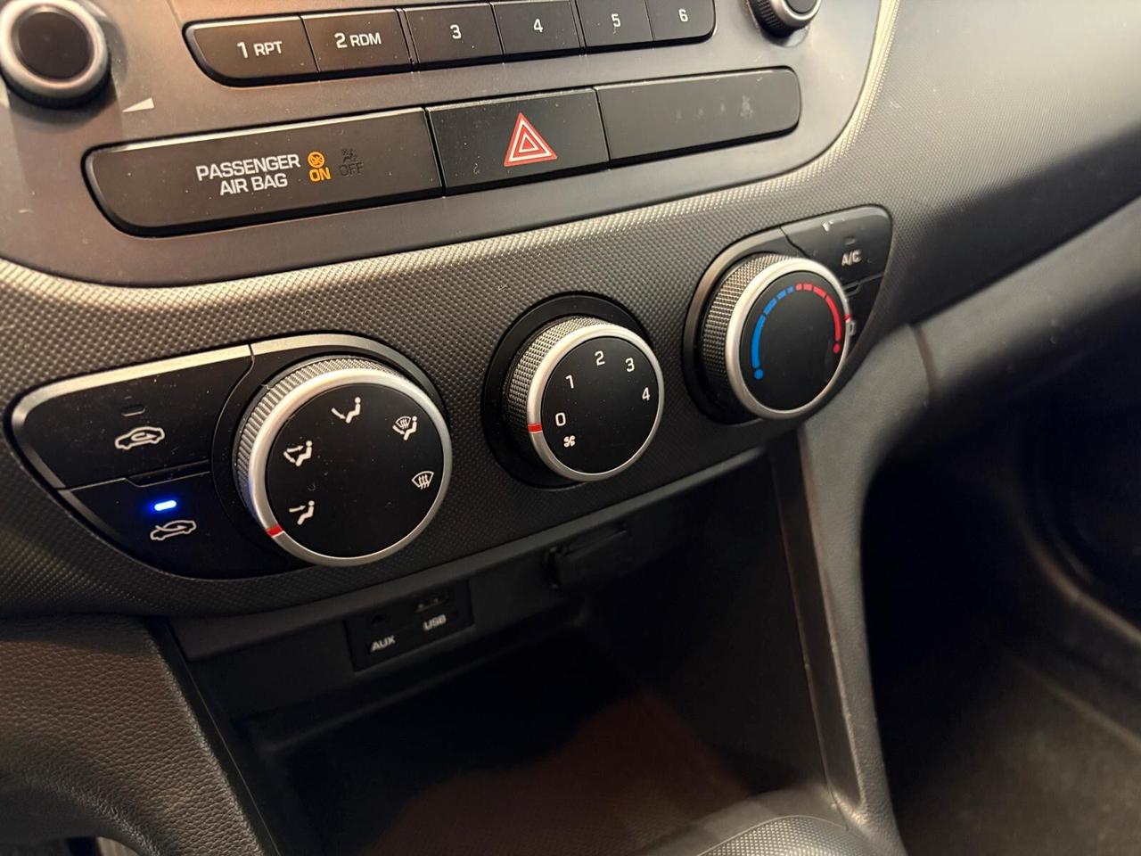 Hyundai i10 1.0 LPGI Econext Login