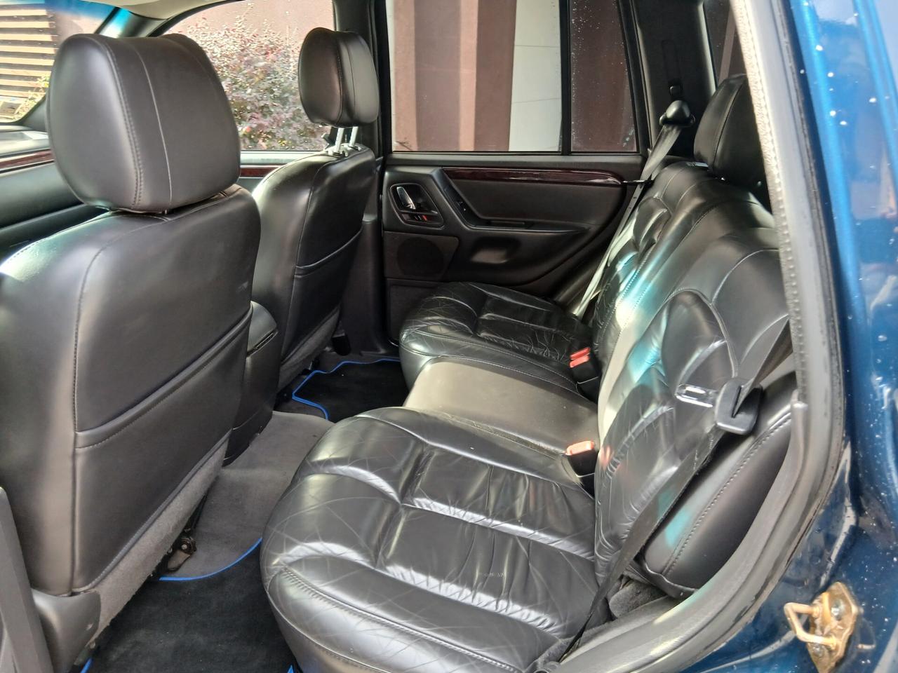 Jeep Grand Cherokee 4.7 V8 cat Limited + gancio GPL