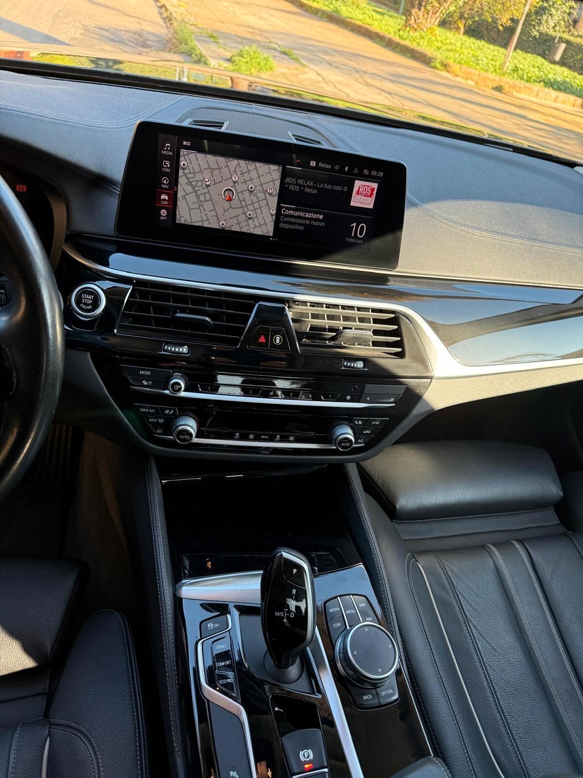 Bmw 520 520d 48V Luxury Steptronic