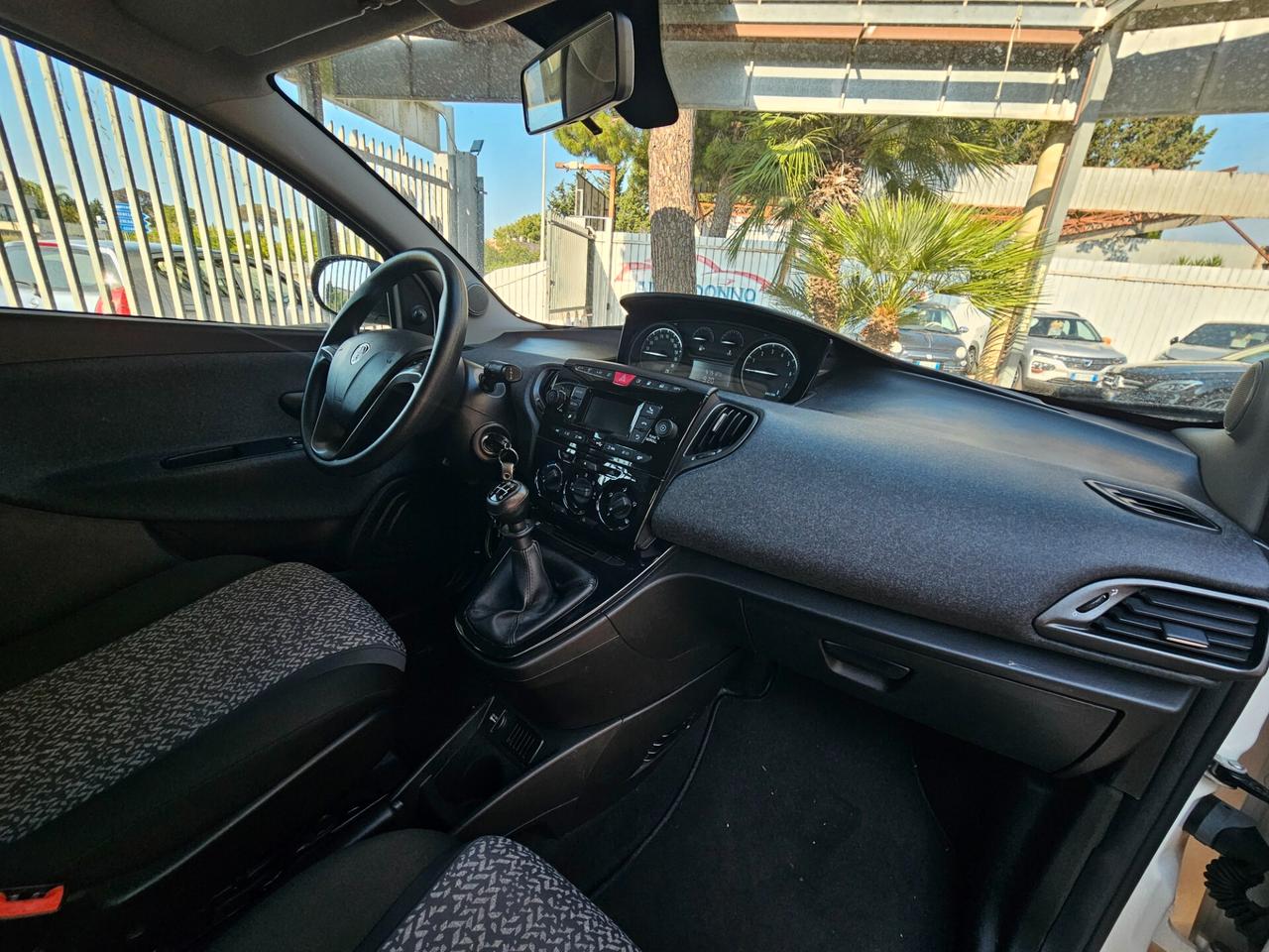 Lancia Ypsilon 1.2 GPL Ecochic Elefantino Blu 5P