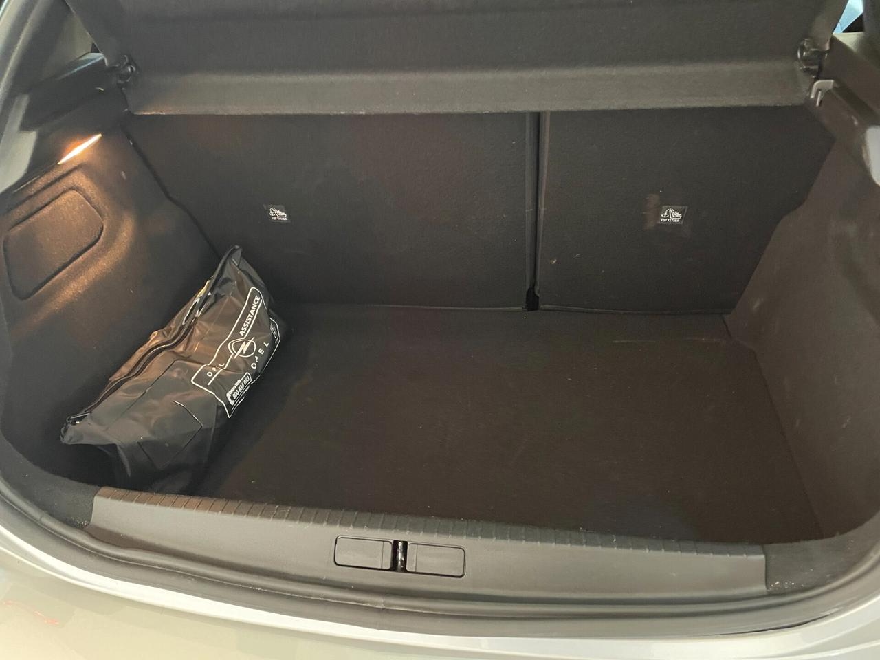 Opel Corsa 1.2 100 CV GS 2025 Bicolor Neopatentati