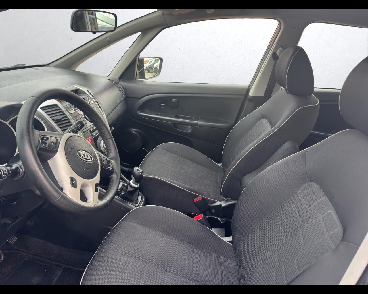 KIA Venga - Venga 1.4 CRDi 90CV WGT EX