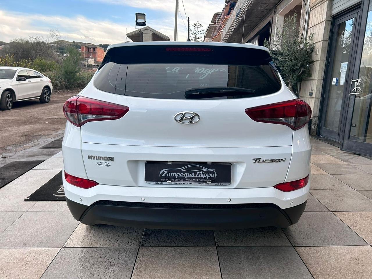 Hyundai Tucson 1.7 Crdi 115cv comfort - 2016