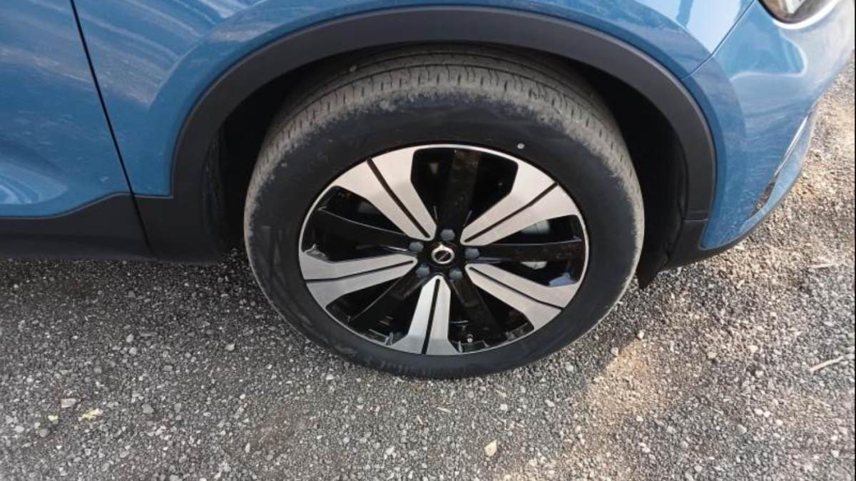 VOLVO C40 Recharge Twin Motor Awd Plus