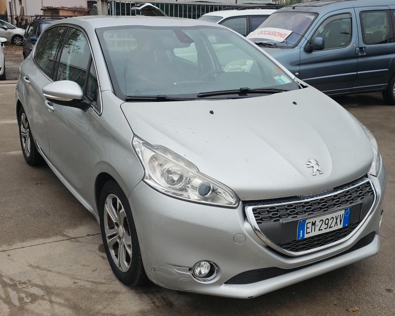 Peugeot 208 1.6 e-HDi 92 CV Stop&Start 5 porte