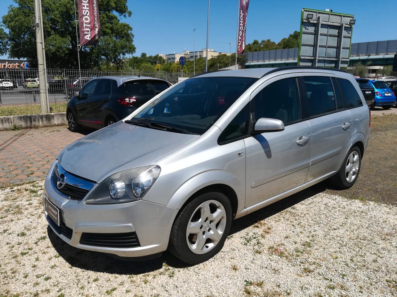 OPEL - Zafira - 1.9 CDTI 120CV Cosmo - UNIPRO - NEOPATENTATI