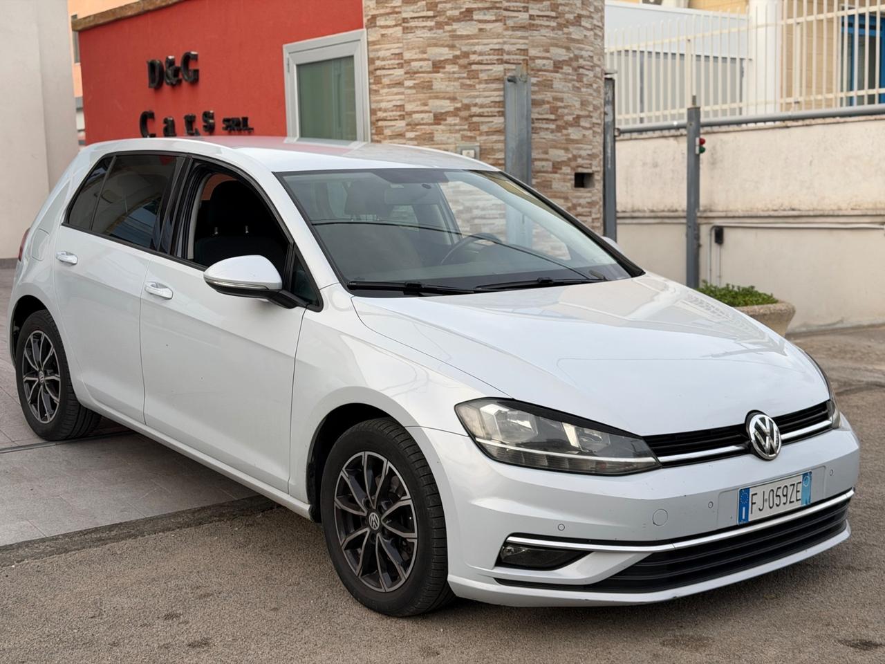 Volkswagen Golf 7.5 1.6 TDI 115 CV BlueMotion Technology-2017/LED/COMANDI