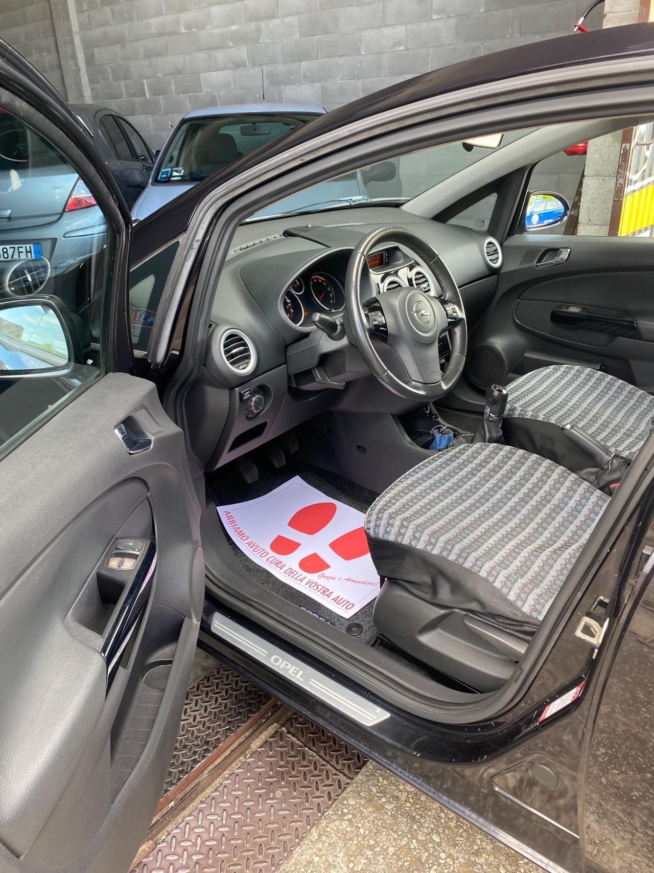 Opel Corsa 1.4 16V 5 porte Cosmo GPL 2032