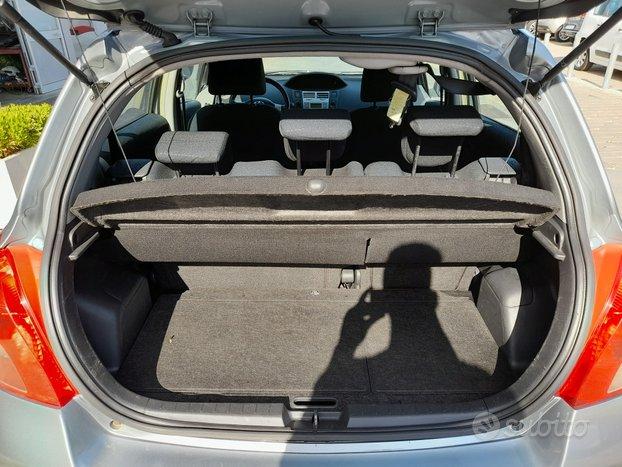 TOYOTA Yaris 1.0 5P. SOL