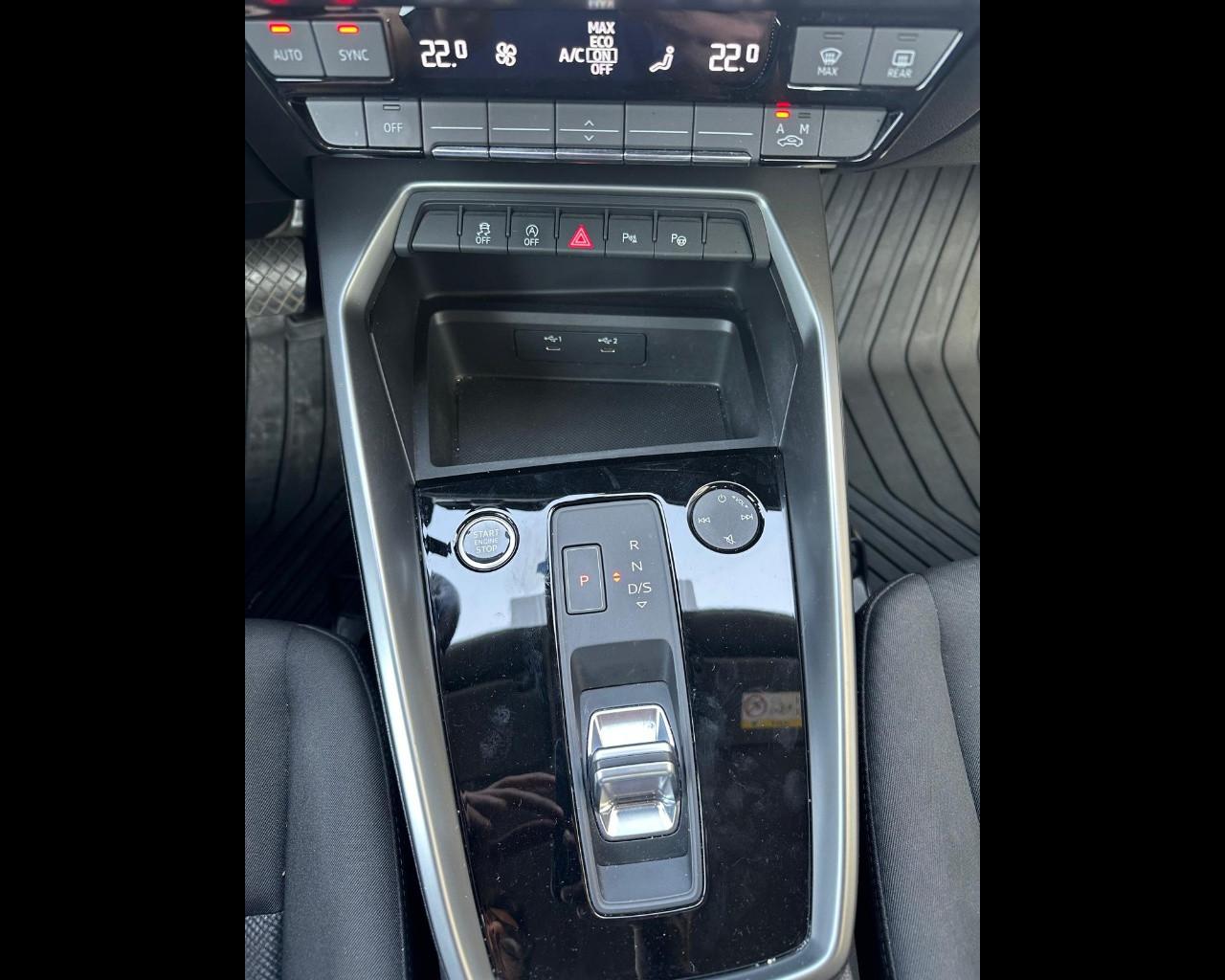 AUDI A3 Sportback 35 2.0 tdi s-tronic