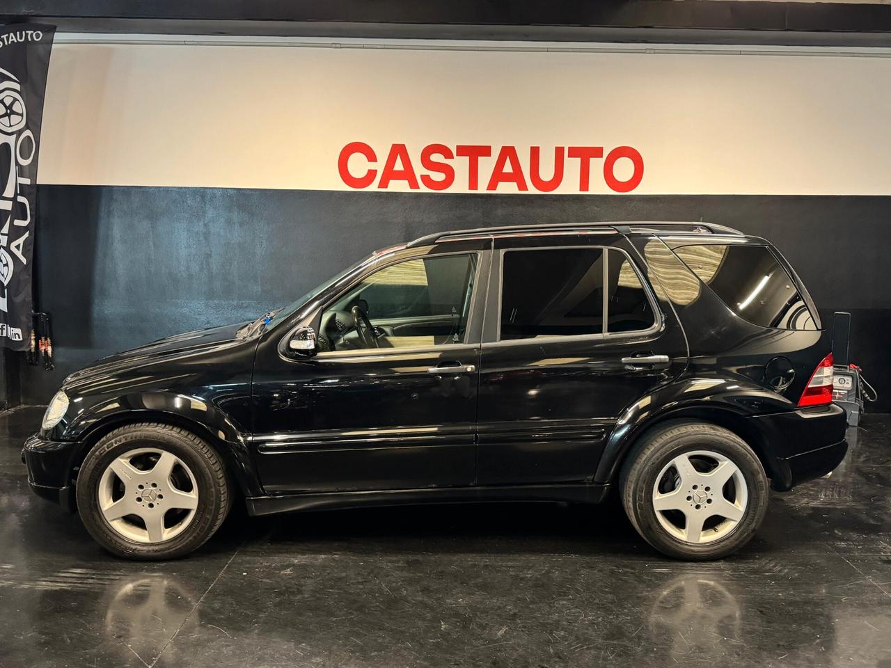 Mercedes ML 55 AMG asi