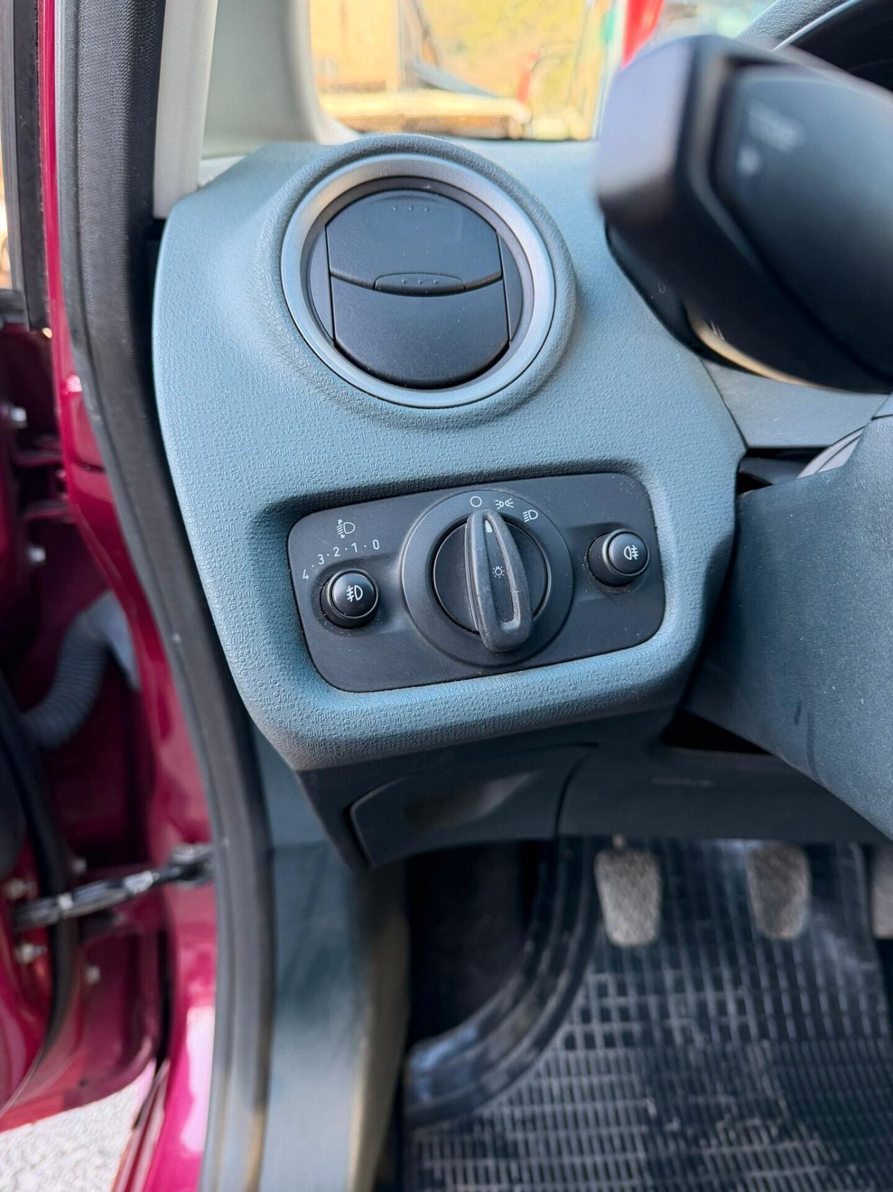 Ford Fiesta 1.4 TDCi 5p.