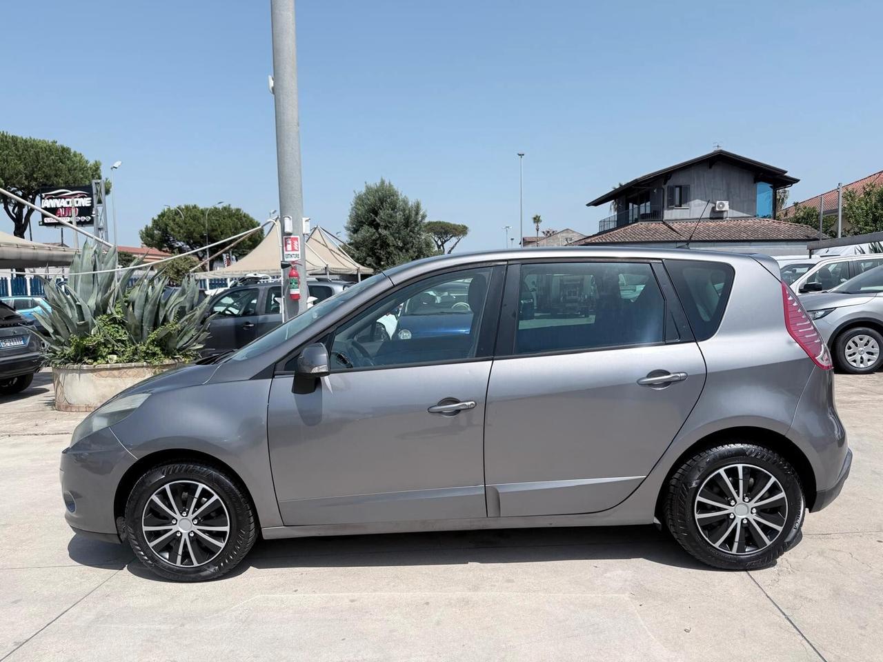 Renault Scenic Scénic X-Mod 1.5 dCi 110CV Luxe