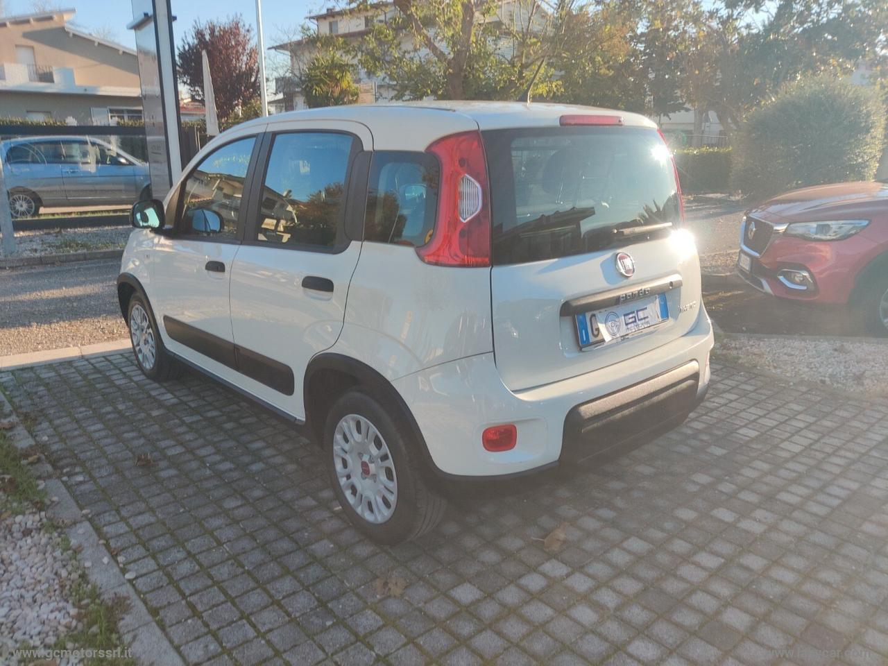 Fiat Panda 1.0 GSE S&S Hybrid Street Van 4 posti
