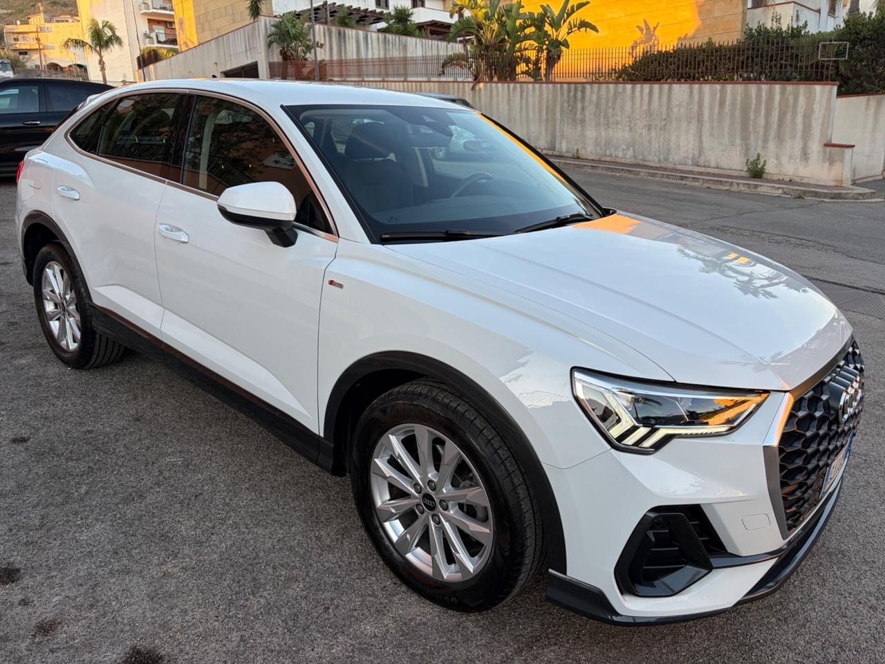 Audi Q3 SPB 35 TDI S tronic line edition unico proprietario!!!