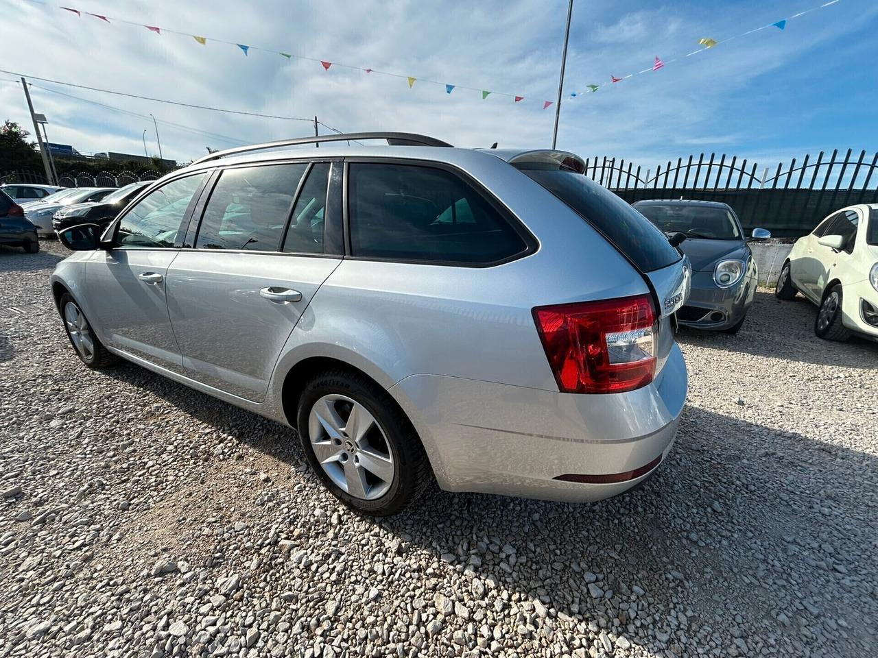 Skoda Octavia 1.6 TDI CR 115 CV Wagon Executive