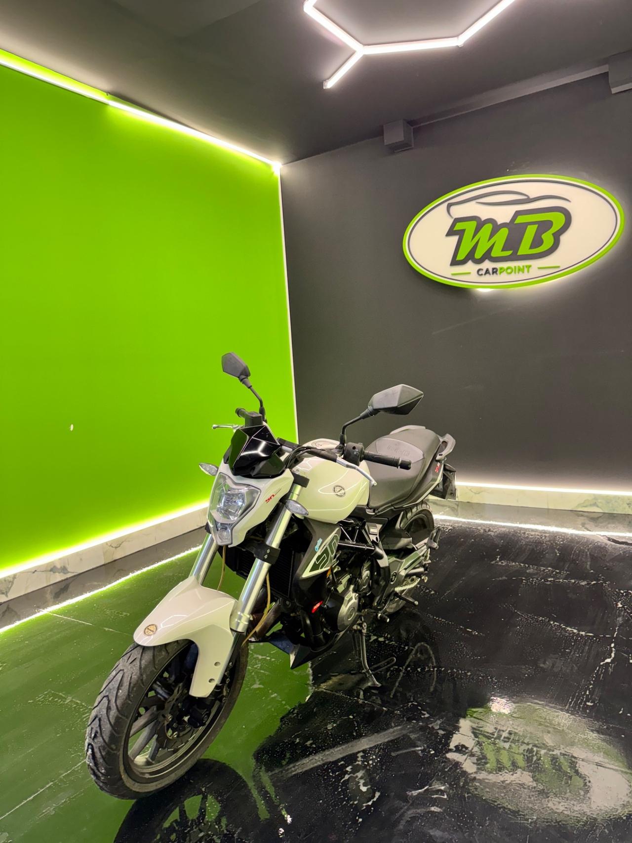 Benelli BN 302