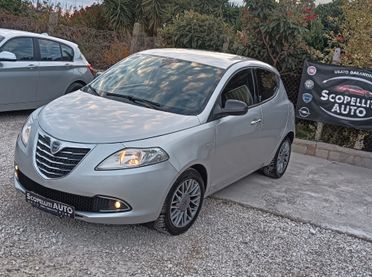 New Ypsilon 0.9 TwinAirTurbo 85cv Full Optional