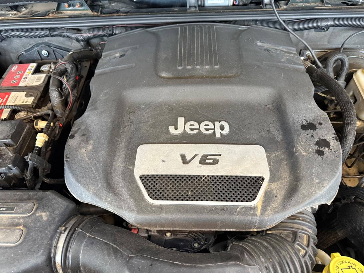 Jeep Wrangler Rubicon 3.6 V6 cambio meccanico