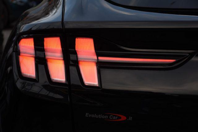 FORD Mustang Mach-E Standard Range 269 CV *TECH PACK+*