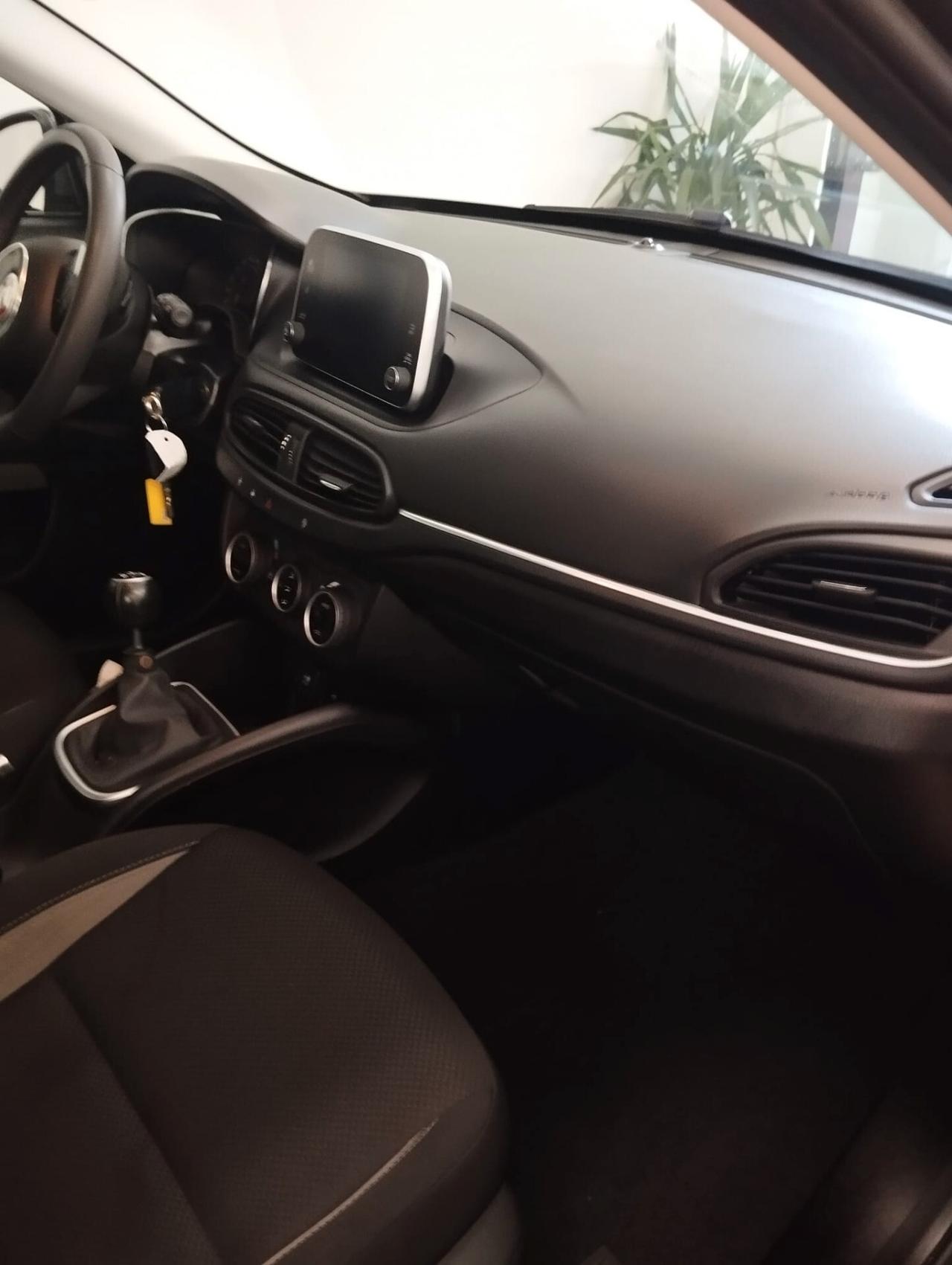 Fiat Tipo 1.6 Mjt S&S SW Mirror
