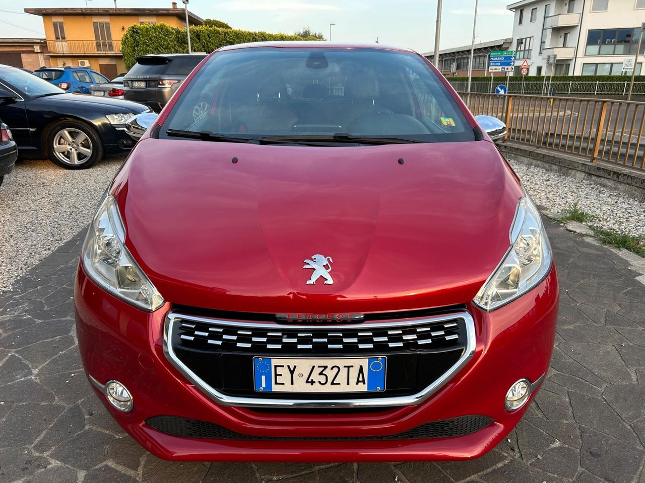 Peugeot 208 GTi - 2015 1.6 THP 200 CV 77.000 KM