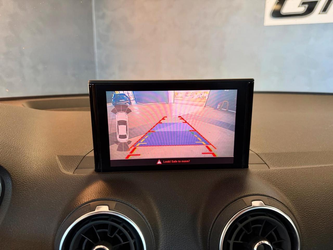 Audi Q2 30 TDI Admired