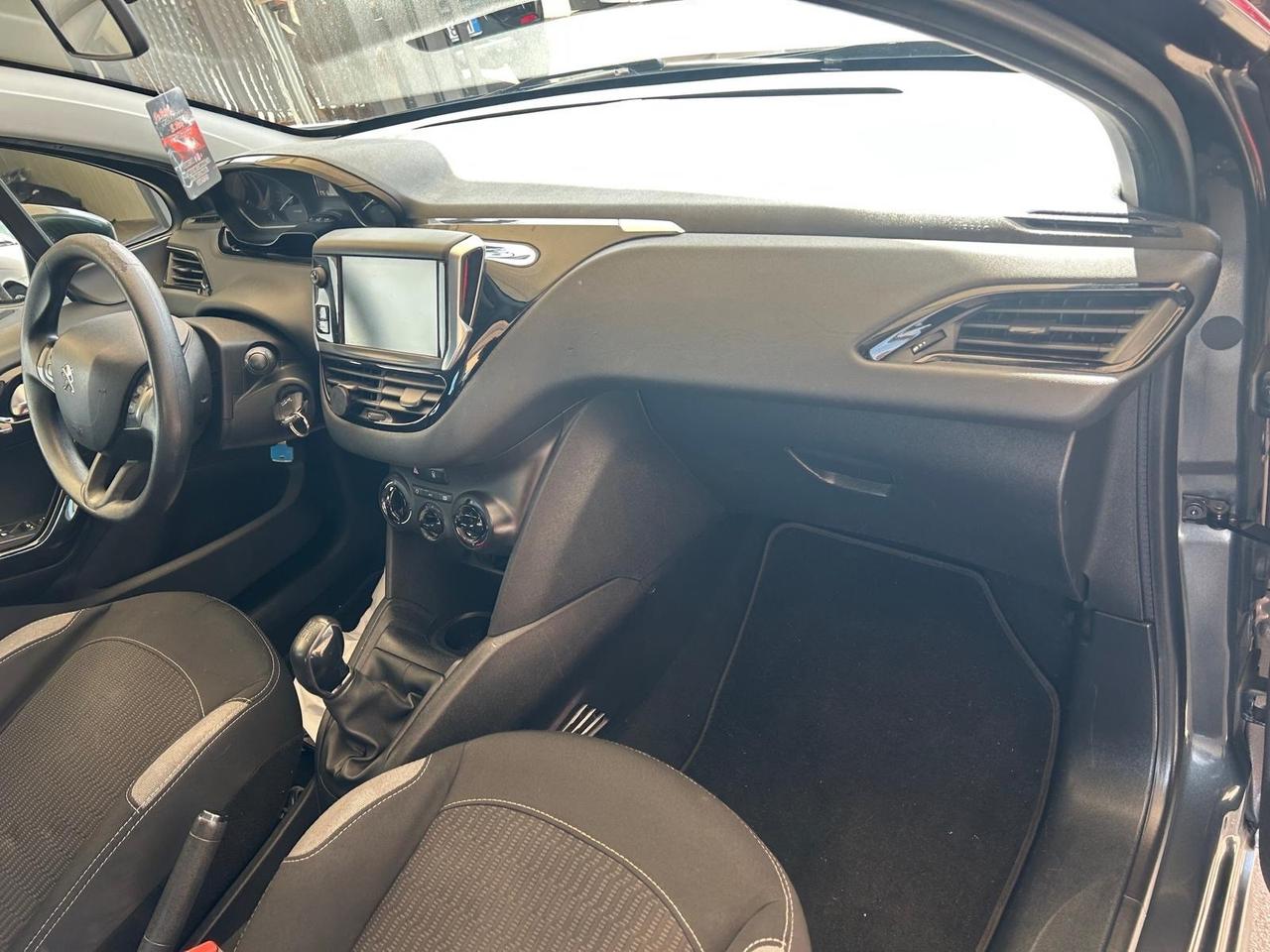 Peugeot 208 BlueHDi 75 5 porte Allure