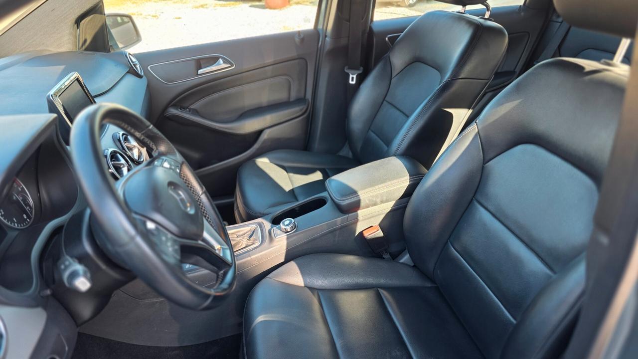 Mercedes-benz B 180 CDI BlueEFFICIENCY Premium